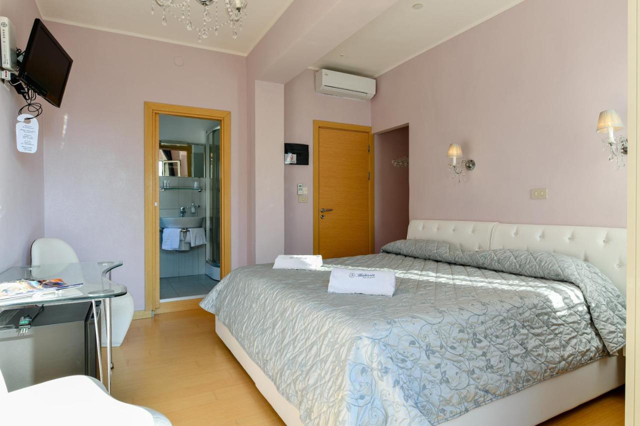 Hotel Boutique Blumarin Lido di Jesolo Buitenkant foto