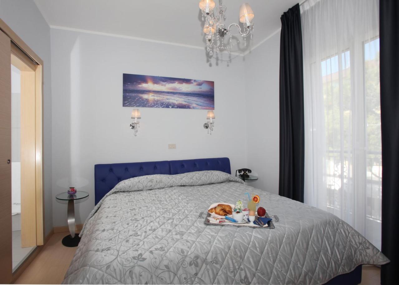 Hotel Boutique Blumarin Lido di Jesolo Buitenkant foto